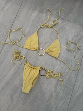 Yellow Ring-Accent Triangle Bikini Set